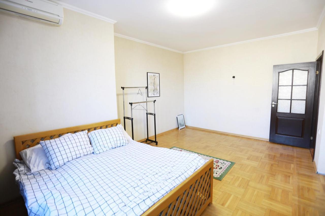 City Garden Apartments Є Інтернет Без Світла Oldenburg Bagian luar foto